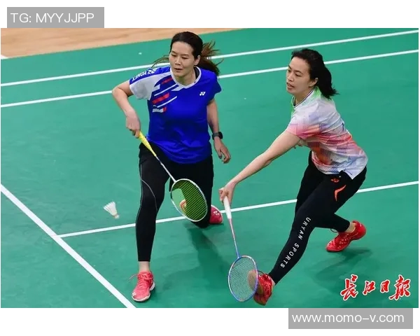 武汉羽毛球队在欧锦赛中的默契配合与精彩表现分析